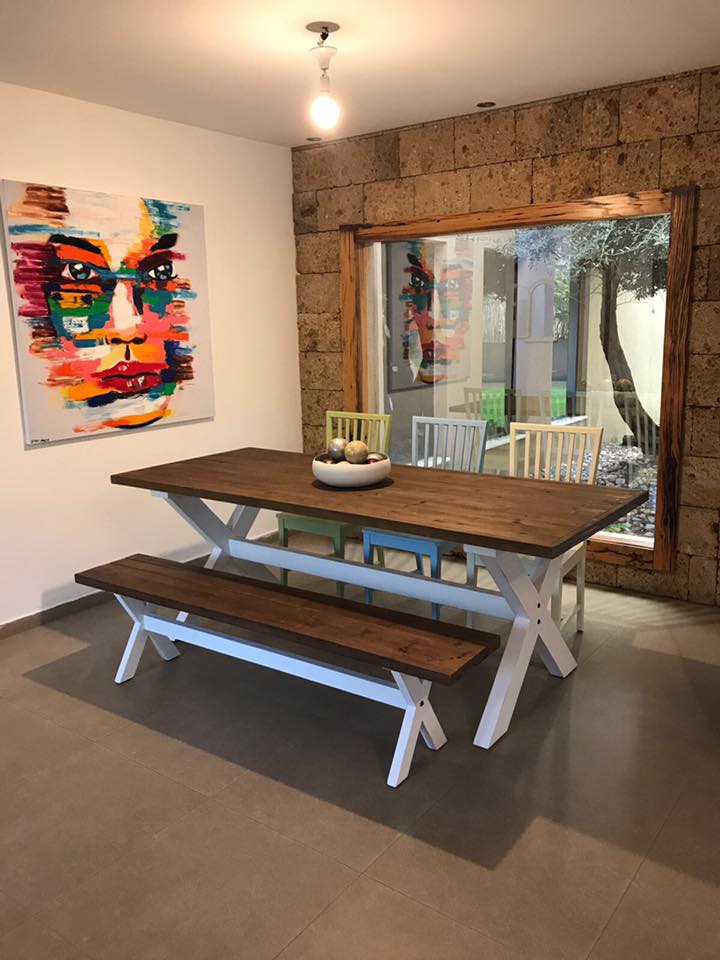 ציור מקורי משוחזר - אישה רקע בהיר